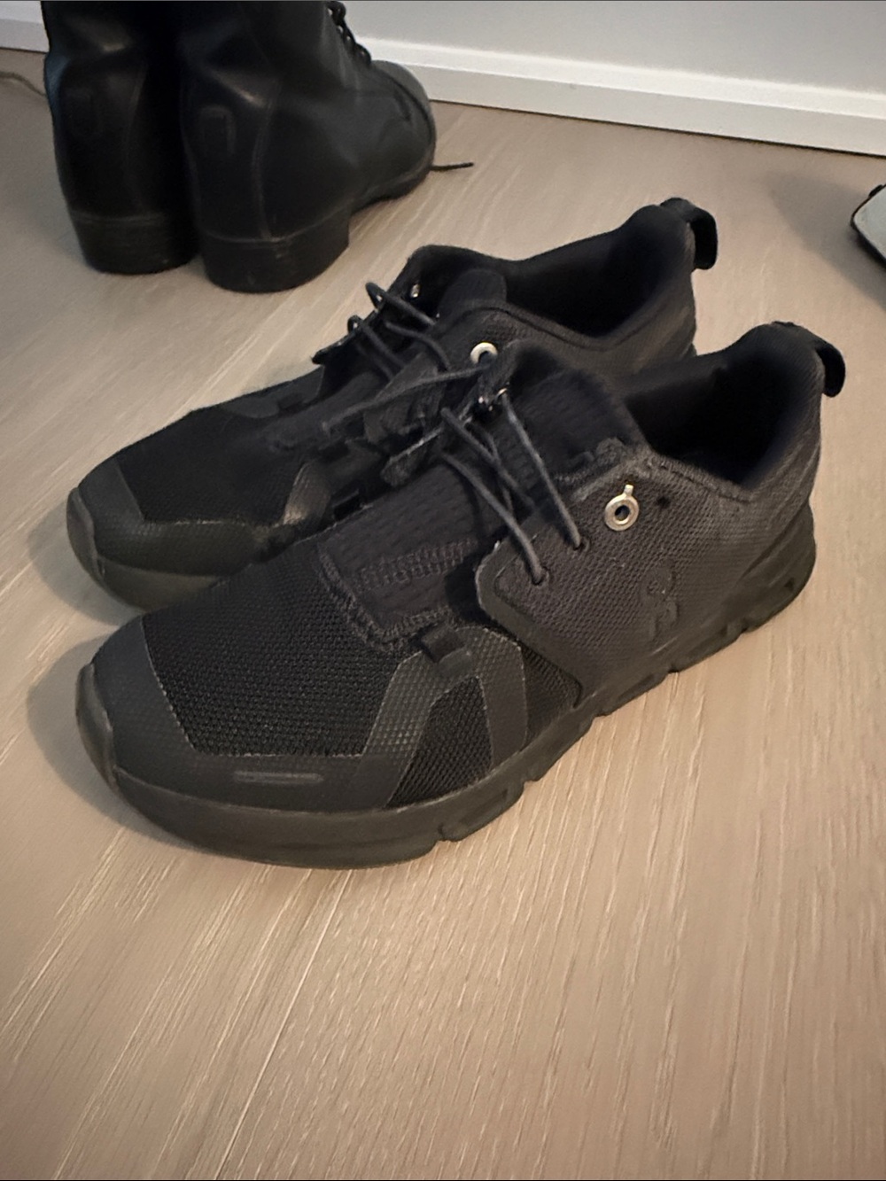 On Running Men's Black Athletic Sneakers